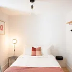 Rent a room of 126 m² in Lisboa