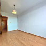 Pronajměte si 2 ložnic/e byt o rozloze 42 m² v Praha