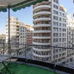 Rent a room of 230 m² in valencia