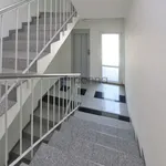 Pronajměte si 3 ložnic/e byt o rozloze 91 m² v Prague