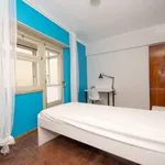 Rent a room in lisbon