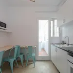 Rent 3 bedroom apartment in Madrid