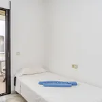 Alquilo 4 dormitorio casa de 200 m² en Estepona