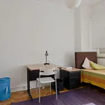 Rent 4 bedroom apartment in Lisbon