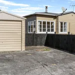 Rent 3 bedroom house in Clendon Park