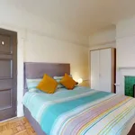 Rent a room of 300 m² in london