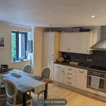 Rent 2 bedroom flat in Winchester