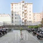 Rent 2 bedroom apartment of 55 m² in Milan