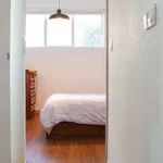 Rent 1 bedroom apartment of 55 m² in porto