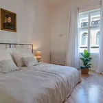 Rent 3 bedroom apartment of 84 m² in Budapest