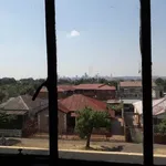 Rent 1 bedroom apartment in Johannesburg