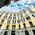 Affitto 5 camera appartamento di 110 m² in Naples