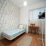 Rent 4 bedroom apartment of 110 m² in Bilbao