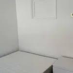 Rent a room in lisbon