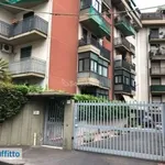 Affitto 3 camera appartamento di 90 m² in Catania