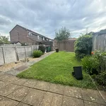 Three-bedroom Terraced House in Ifield, Crawley