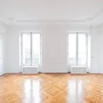 Rent 7 bedroom apartment of 183 m² in Paris