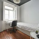 Rent a room in lisbon