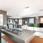 Rent 3 bedroom apartment in barcelona