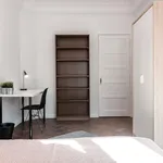 Rent 7 bedroom apartment in Lisbon