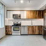 Appartement de 796 m² avec 2 chambre(s) en location à Vancouver