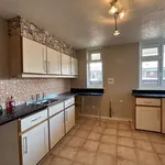 Rent 3 bedroom apartment in Yorkshire And The Humber