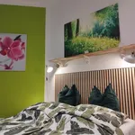 Rent 3 bedroom apartment of 45 m² in Berlin