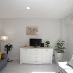 Rent 1 bedroom apartment of 200 m² in lisbon