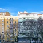 Rent 7 bedroom apartment in Lisbon