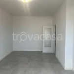 Rent 2 bedroom apartment of 85 m² in Lissone