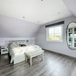  maison avec 5 chambre(s) en location à Pecq Hérinneslez-Pecq