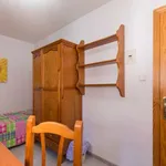 Rent a room of 300 m² in granada