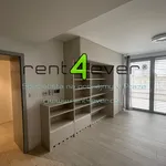 Pronajměte si 2 ložnic/e byt o rozloze 42 m² v Capital City of Prague