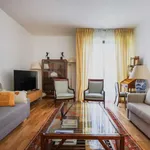 Rent 1 bedroom apartment of 65 m² in paris