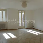 Rent 3 bedroom apartment of 90 m² in Lecco