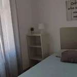 Rent a room of 200 m² in madrid