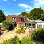 Rent 3 bedroom house in Mid Sussex