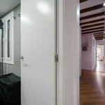 Rent 2 bedroom apartment of 77 m² in barcelona