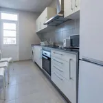 Rent 5 bedroom apartment in Valencia