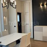 Affitto 5 camera appartamento di 110 m² in Firenze