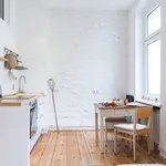 Rent 1 bedroom apartment of 35 m² in Berlin