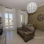 Rent 4 bedroom apartment in Genoa