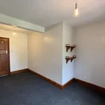 Rent 4 bedroom apartment in West Midlands