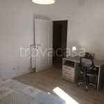 Affitto 4 camera appartamento di 75 m² in Perugia