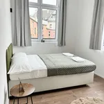 Miete 3 Schlafzimmer wohnung von 200 m² in Düsseldorf