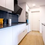 Alquilo 2 dormitorio apartamento de 915 m² en Badalona