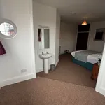 Rent 5 bedroom house in South West England