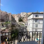 3-room flat piazza Cavallo 6, Gaeta