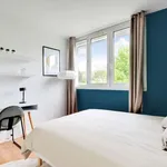 Rent a room in paris