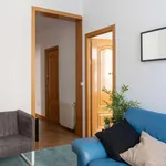 Rent a room of 140 m² in madrid